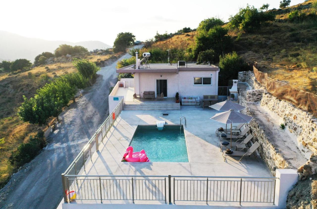 Villa Tzekos Kendrochori ภายนอก รูปภาพ
